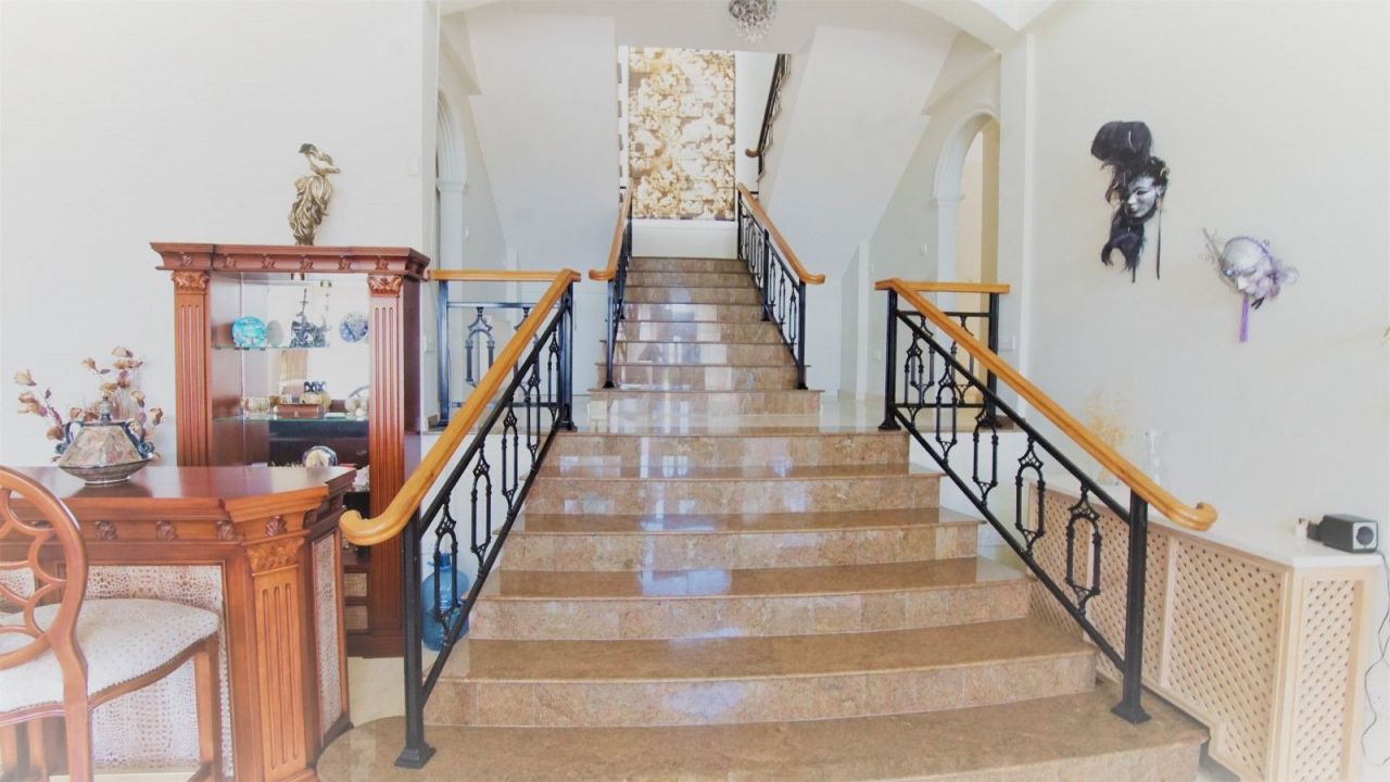 Вилла в Пафосе, Кипр, 360 м2 фото 2