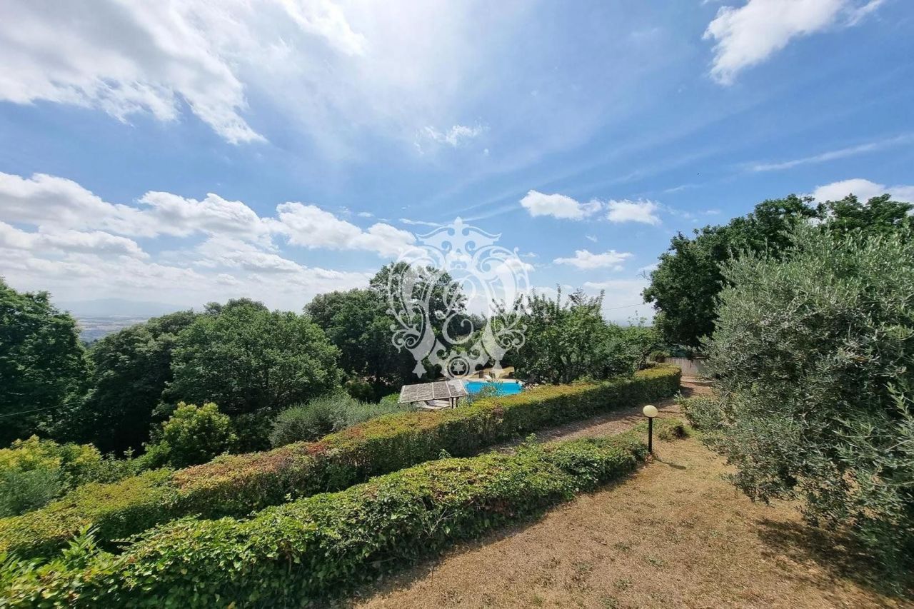 Дом в Ареццо, Италия, 395 м2 фото 5