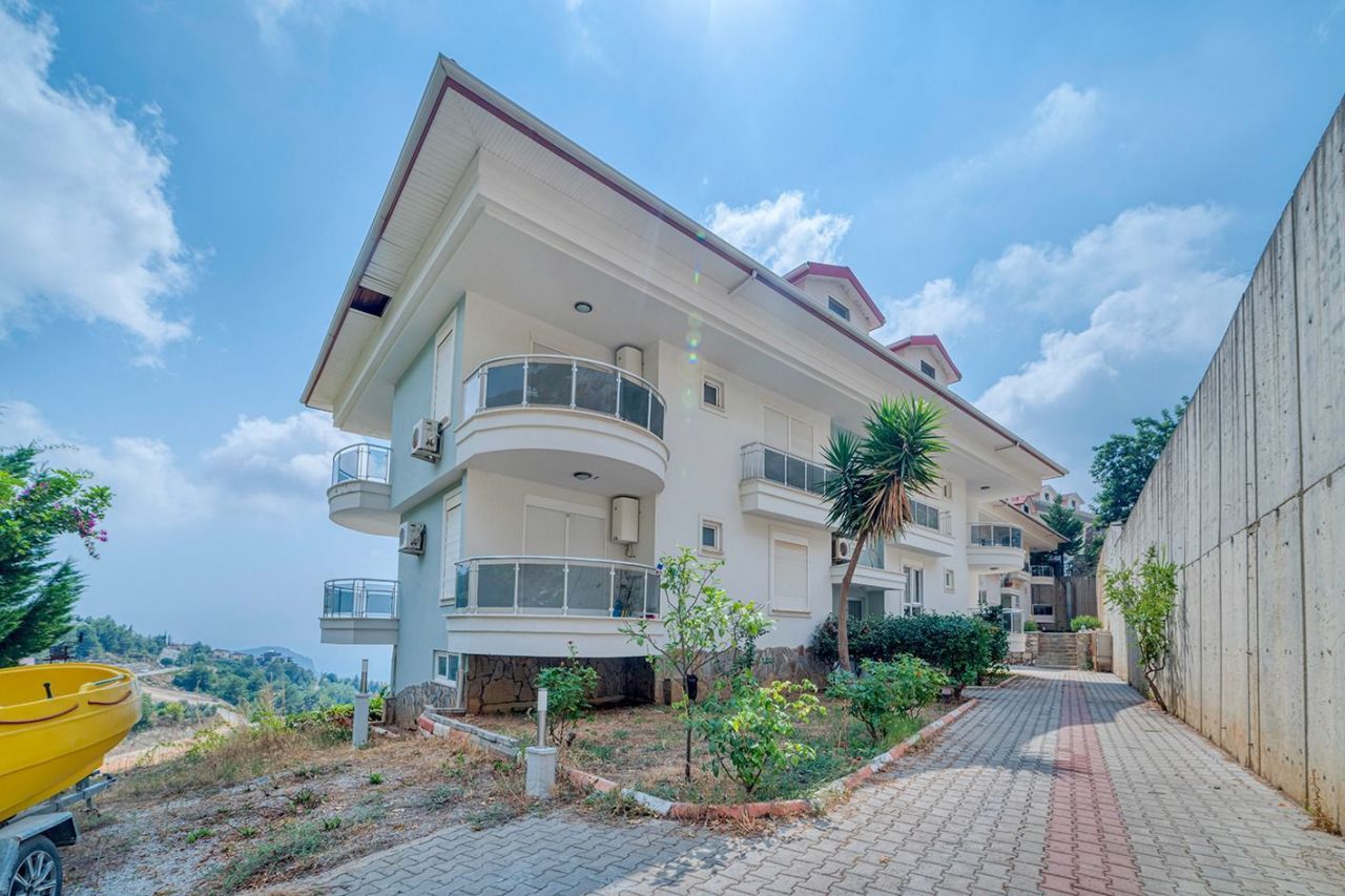 Квартира в Алании, Турция, 110 м2 фото 2