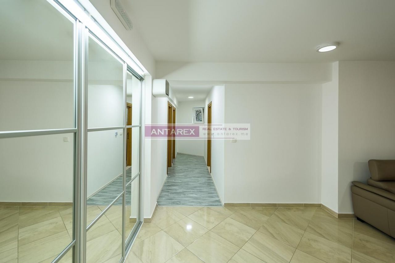 Апартаменты в Бечичи, Черногория, 100 м2 фото 4