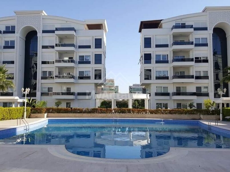 Квартира в Анталии, Турция, 220 м2 фото 2