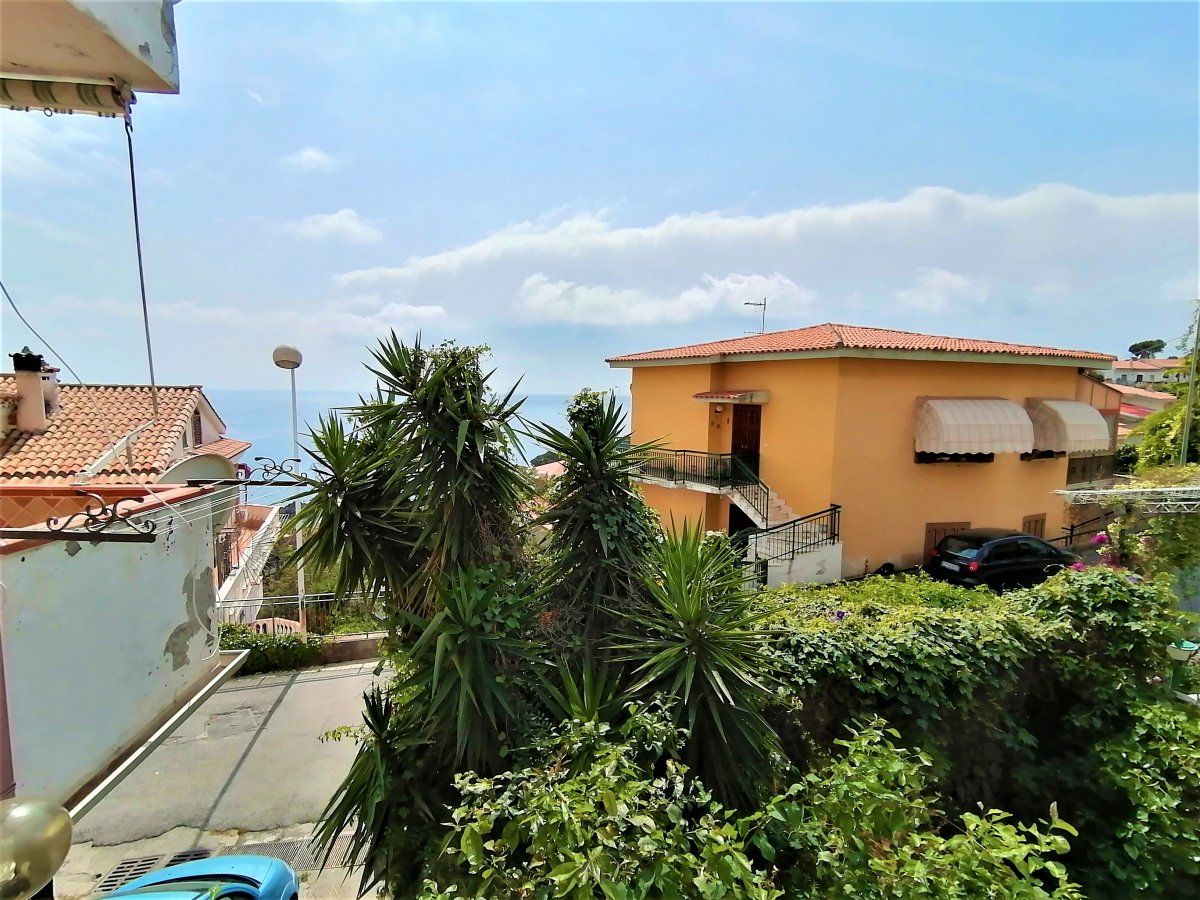 Апартаменты в Скалее, Италия, 60 м2 фото 5