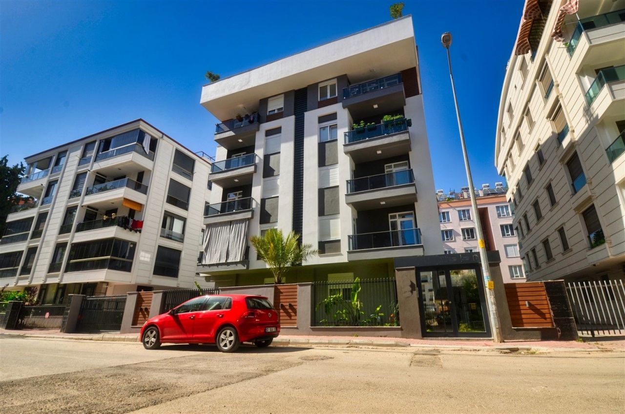 Квартира в Анталии, Турция, 200 м2 фото 2