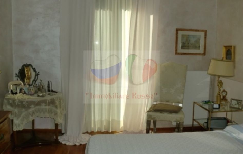 Вилла в Сан-Ремо, Италия, 240 м2 фото 4