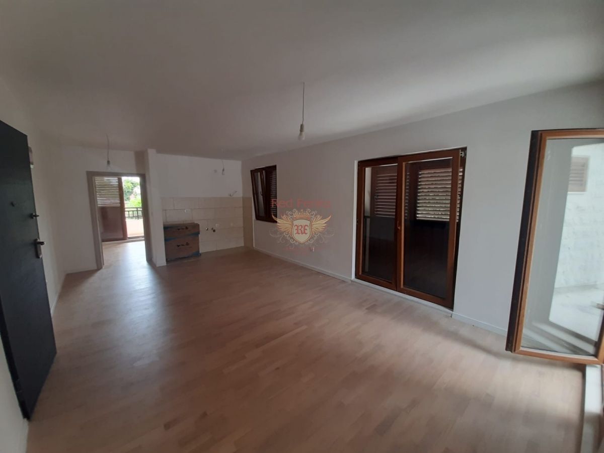 Квартира в Тивате, Черногория, 40 м2 фото 2