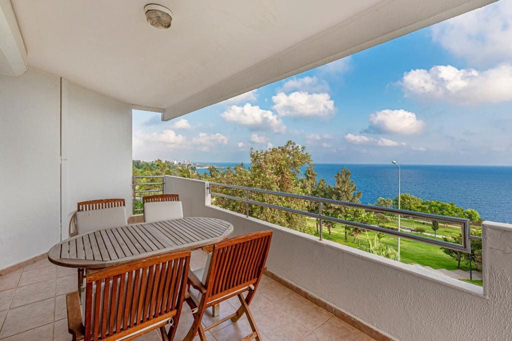 Квартира в Анталии, Турция, 250 м2 фото 2
