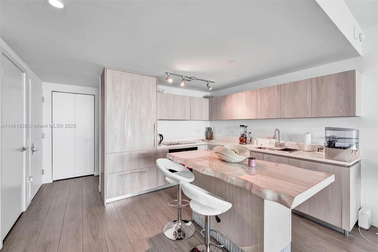 Квартира в Майами, США, 140 м2 фото 5