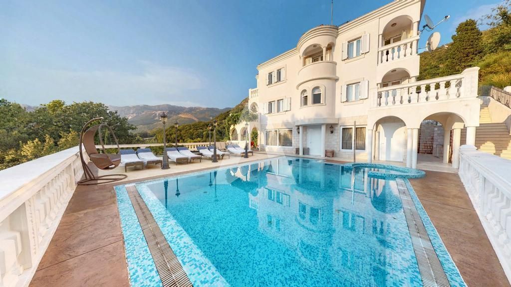 Вилла в Будве, Черногория, 485 м2 фото 2