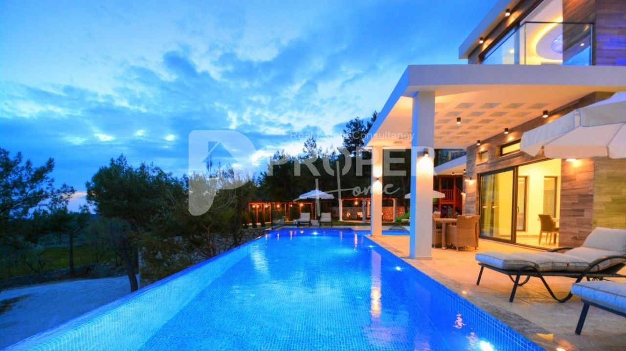 Вилла в Каше, Турция, 270 м2 фото 2