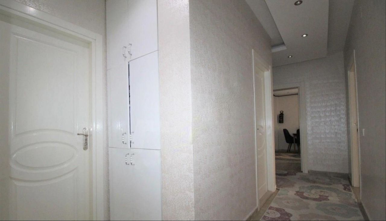 Квартира в Мерсине, Турция, 180 м2 фото 2