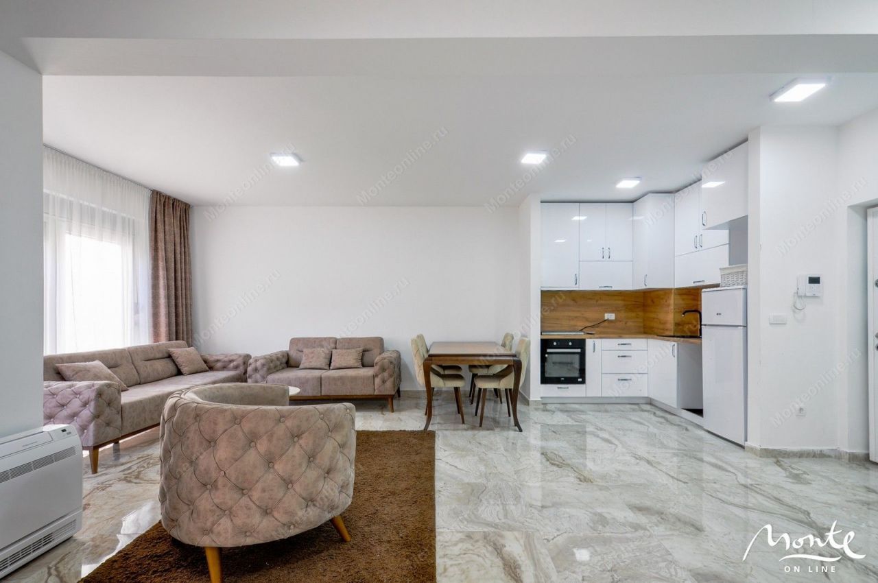 Квартира в Тивате, Черногория, 130 м2 фото 2