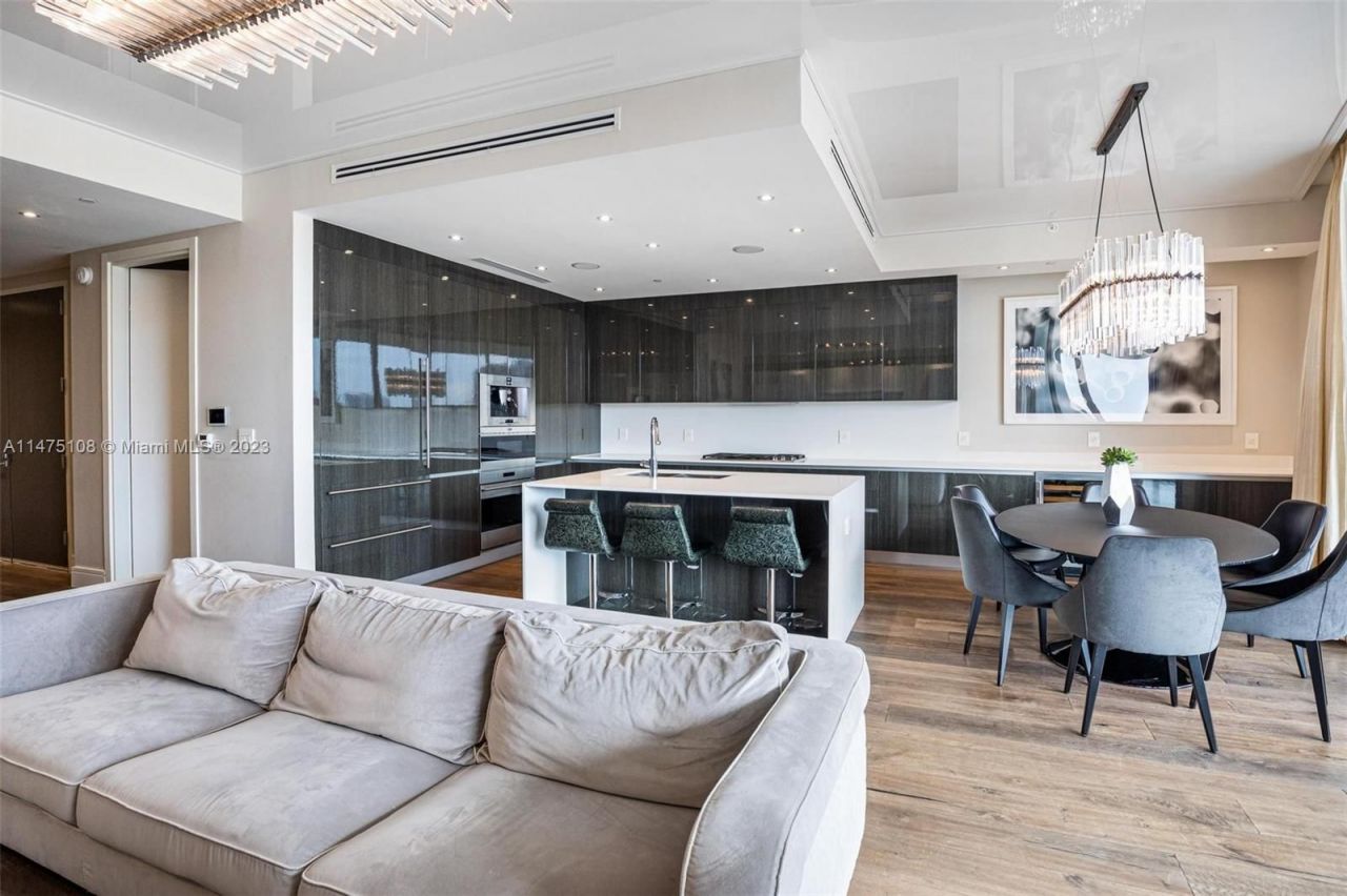 Квартира в Майами, США, 220 м2 фото 5