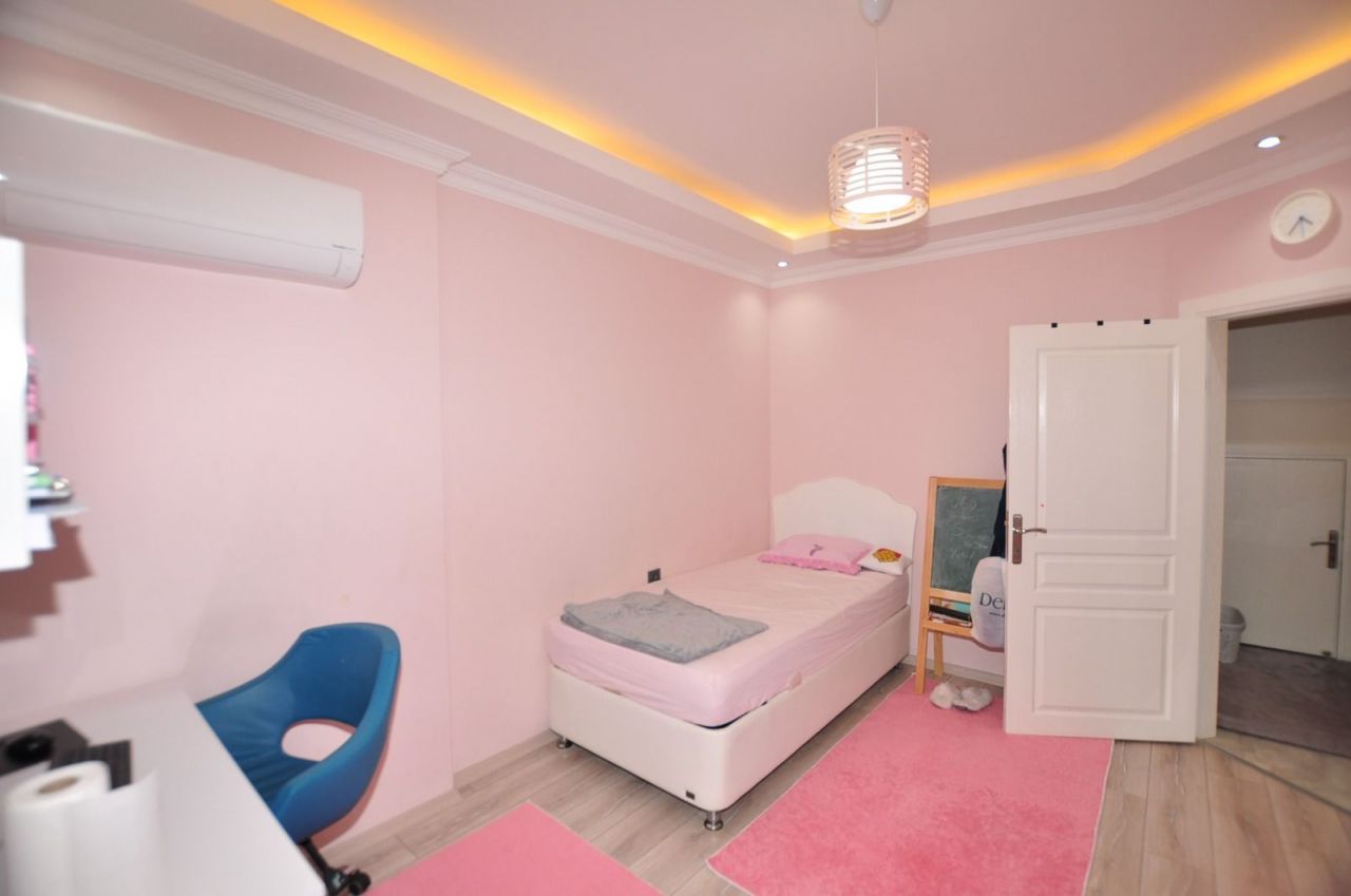 Квартира в Алании, Турция, 280 м2 фото 3