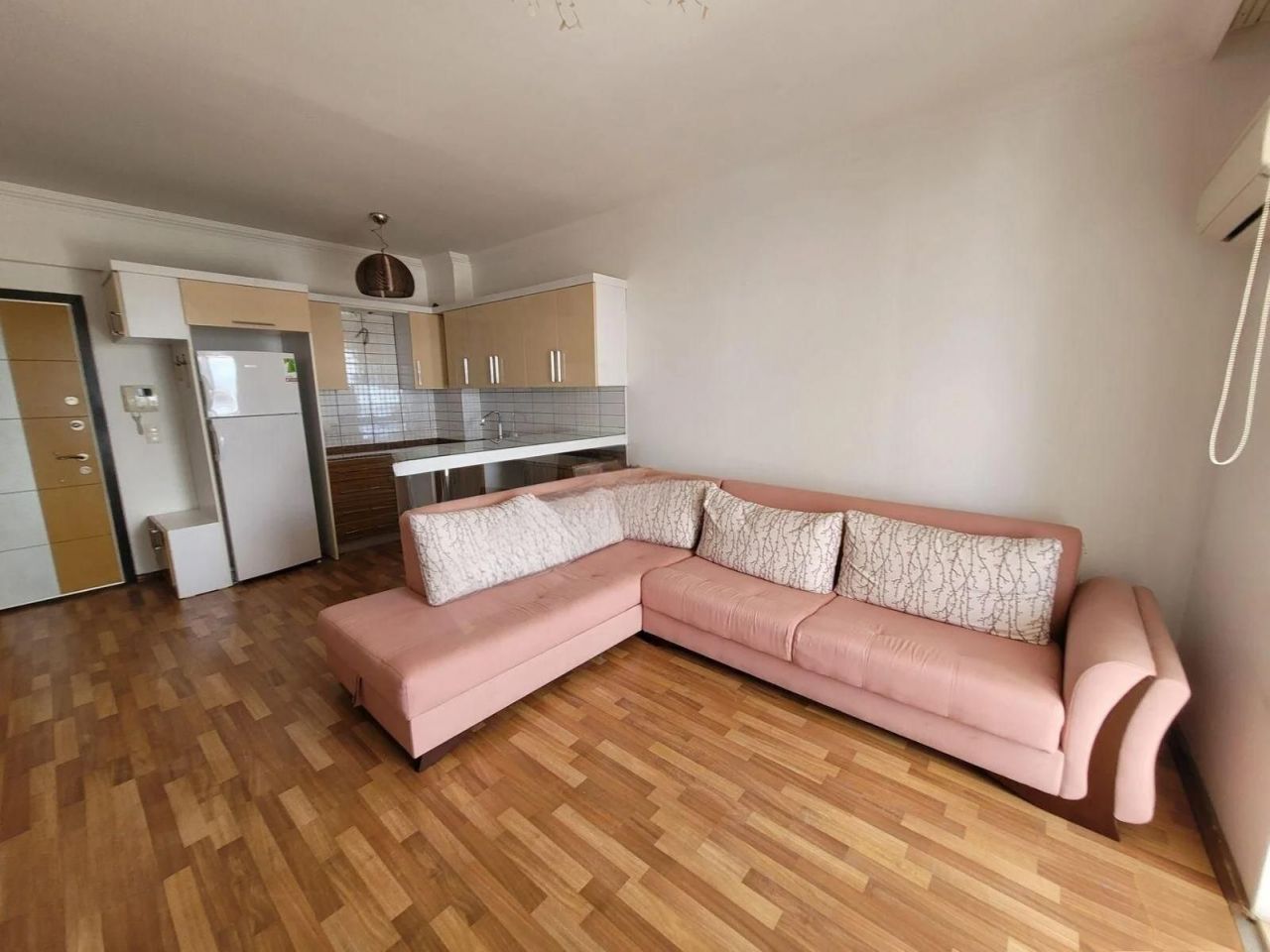 Квартира в Анталии, Турция, 65 м2 фото 2