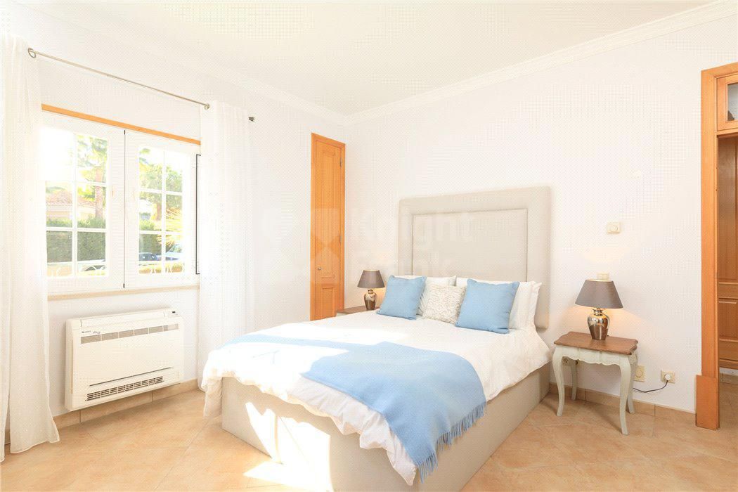 Вилла Квинта-до-Лаго, Португалия, 470 м2 фото 5