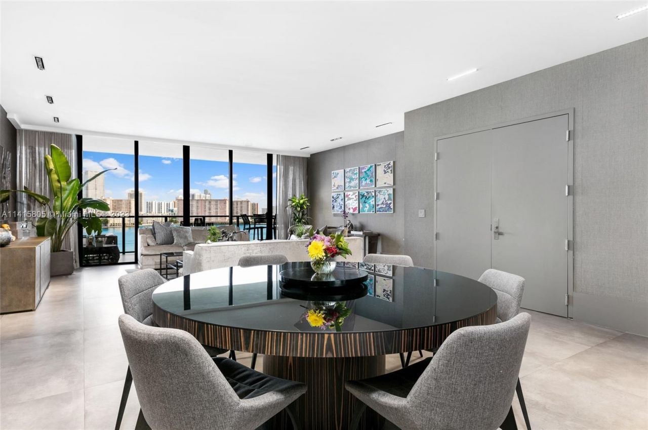 Квартира в Майами, США, 250 м2 фото 4