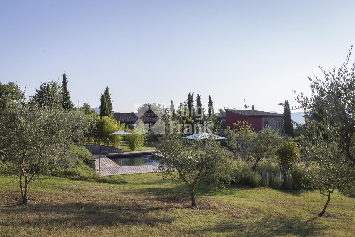Вилла в Сиене, Италия, 300 м2 фото 5