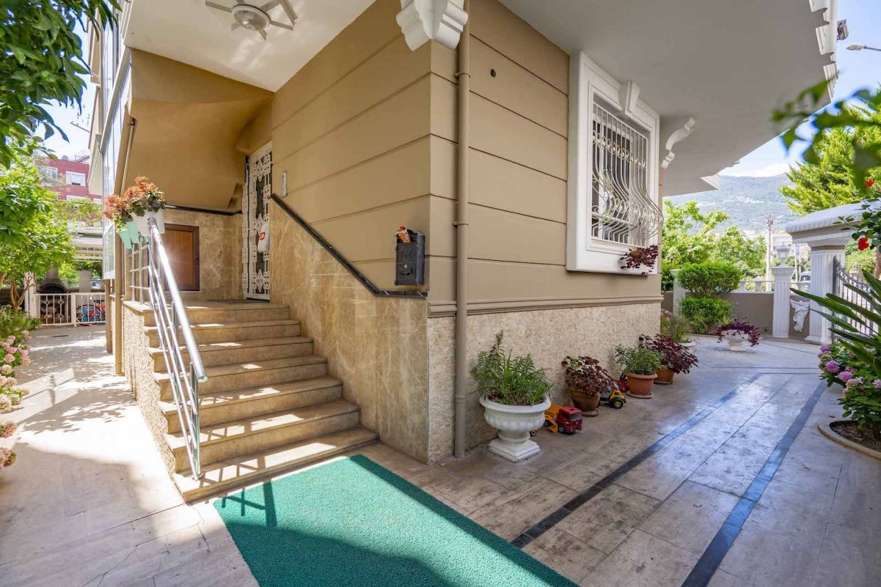 Квартира в Алании, Турция, 140 м2 фото 5