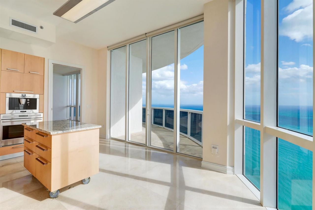 Квартира в Майами, США, 270 м2 фото 3