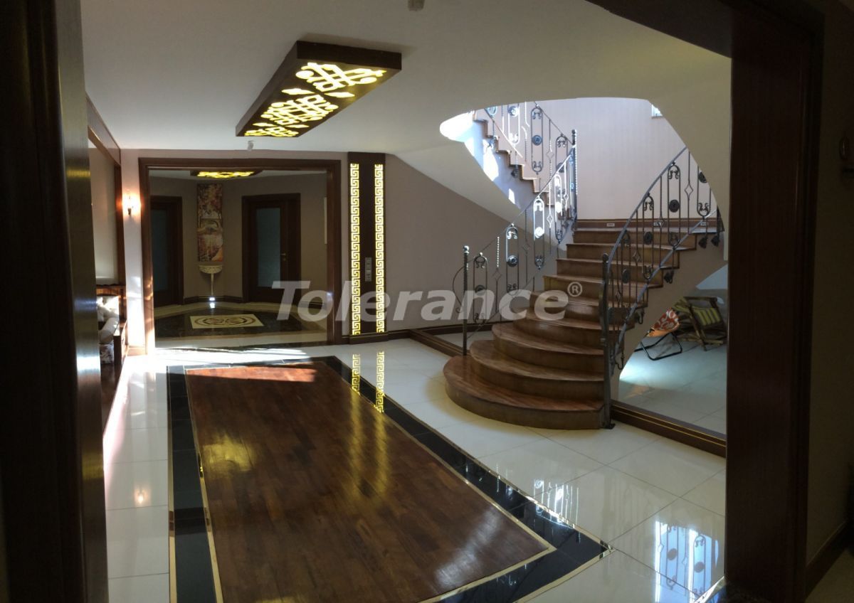 Вилла в Анталии, Турция, 800 м2 фото 2