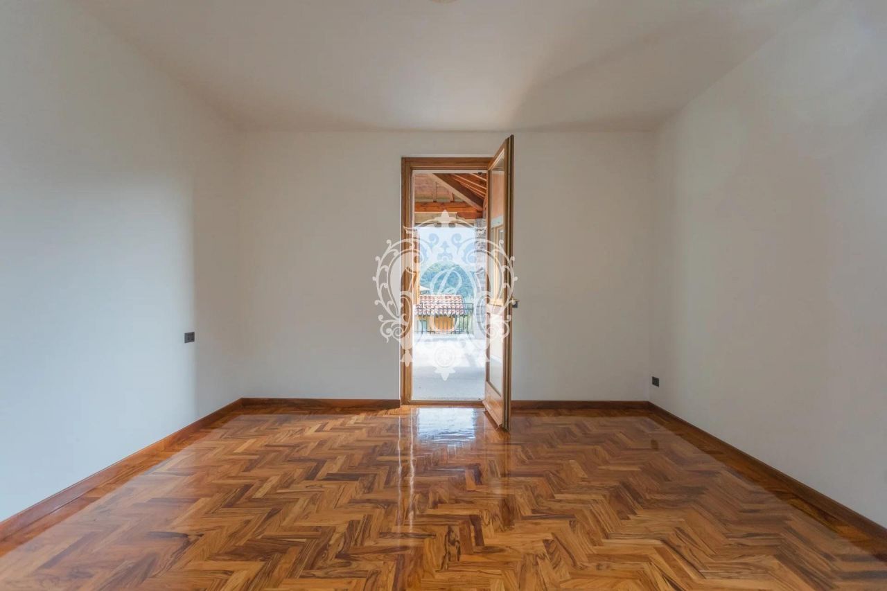 Вилла в Тремеццине, Италия, 425 м2 фото 4
