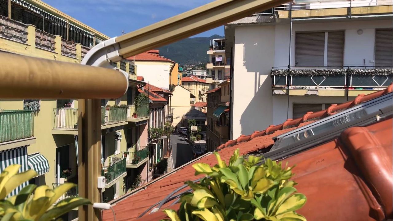 Квартира в Сан-Ремо, Италия, 85 м2 фото 2