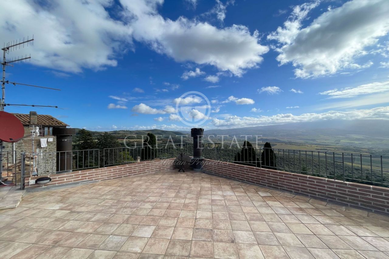 Апартаменты в Монтальчино, Италия, 130 м2 фото 2