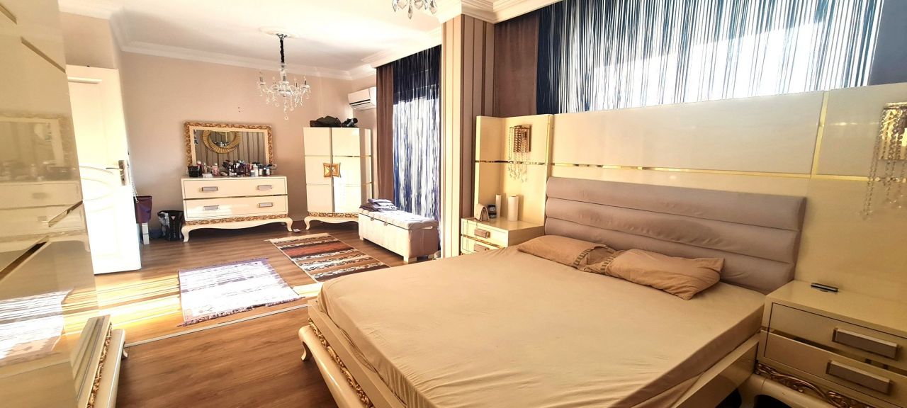 Квартира в Алании, Турция, 280 м2 фото 2