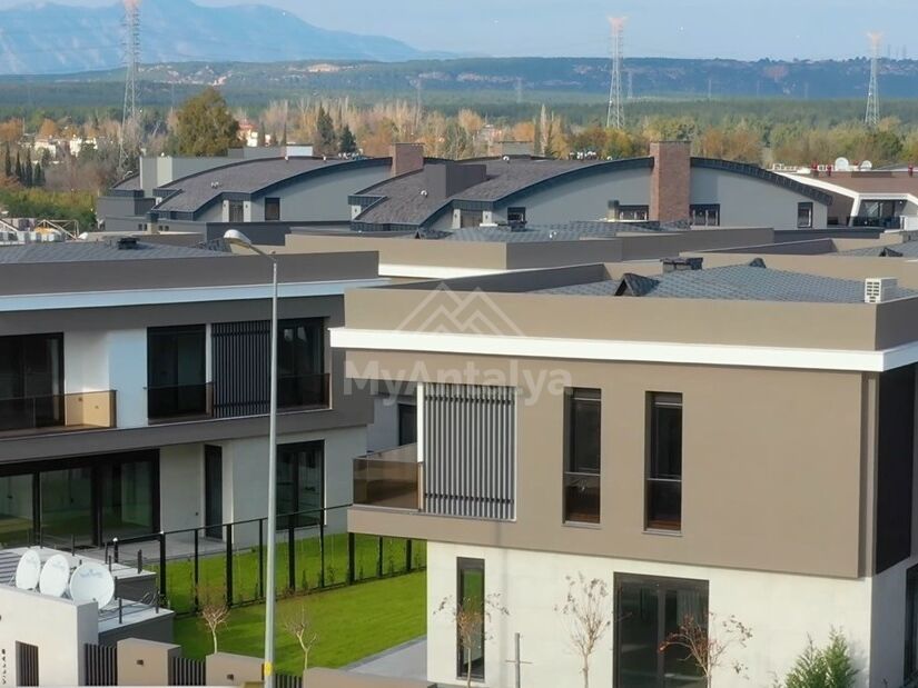 Вилла в Анталии, Турция, 420 м2 фото 2
