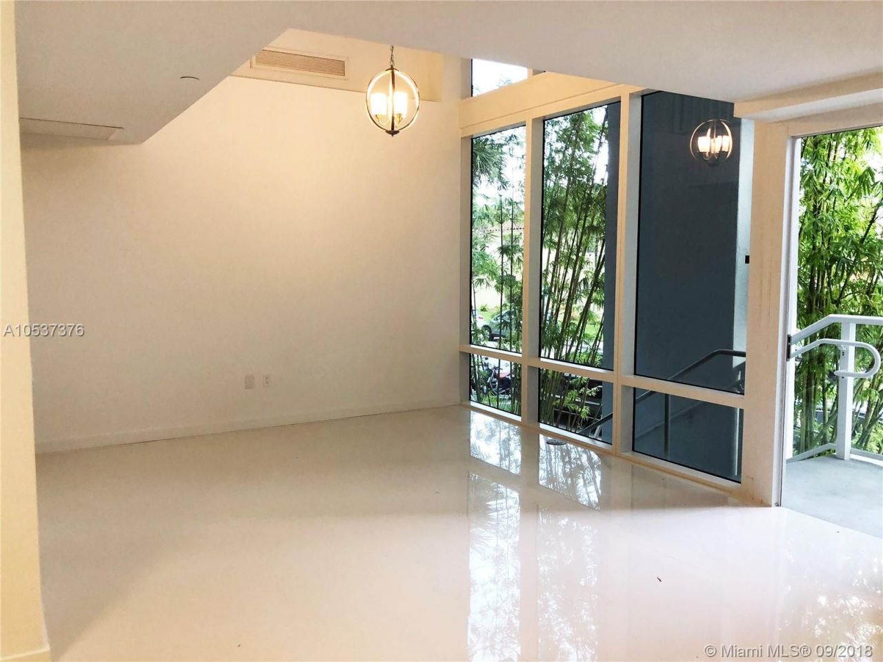 Таунхаус в Майами, США, 110 м2 фото 2