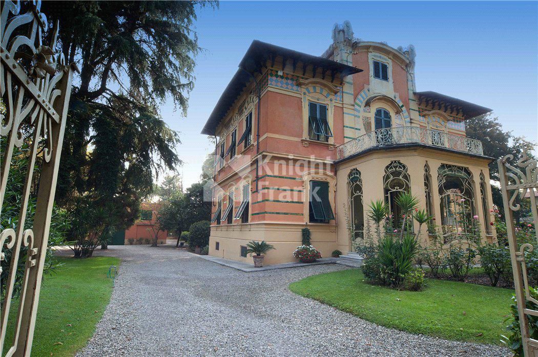 Вилла в Лукке, Италия, 600 м2 фото 2