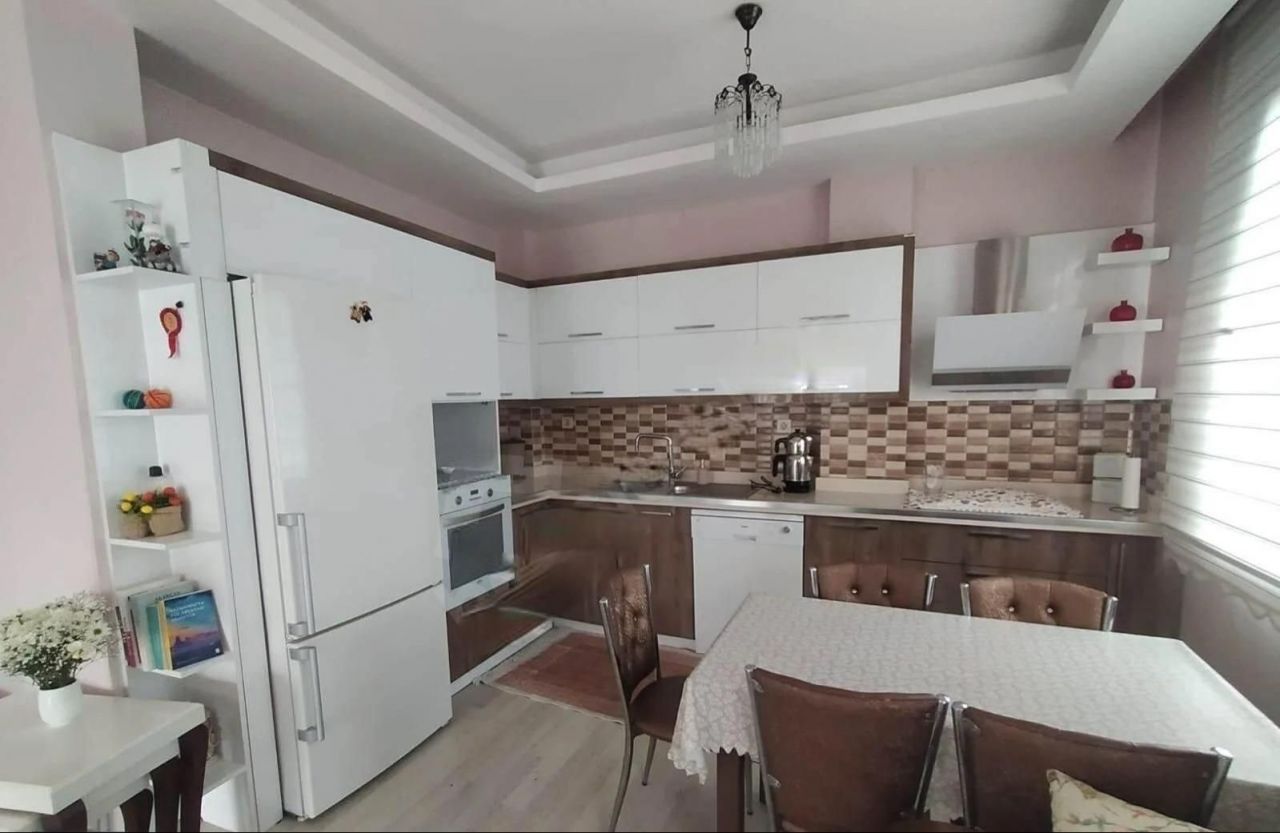 Квартира в Мерсине, Турция, 160 м2 фото 2