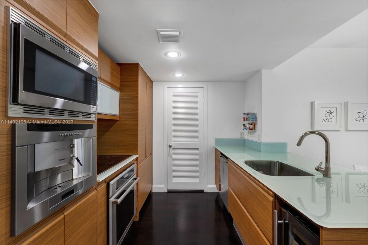 Квартира в Майами, США, 80 м2 фото 4