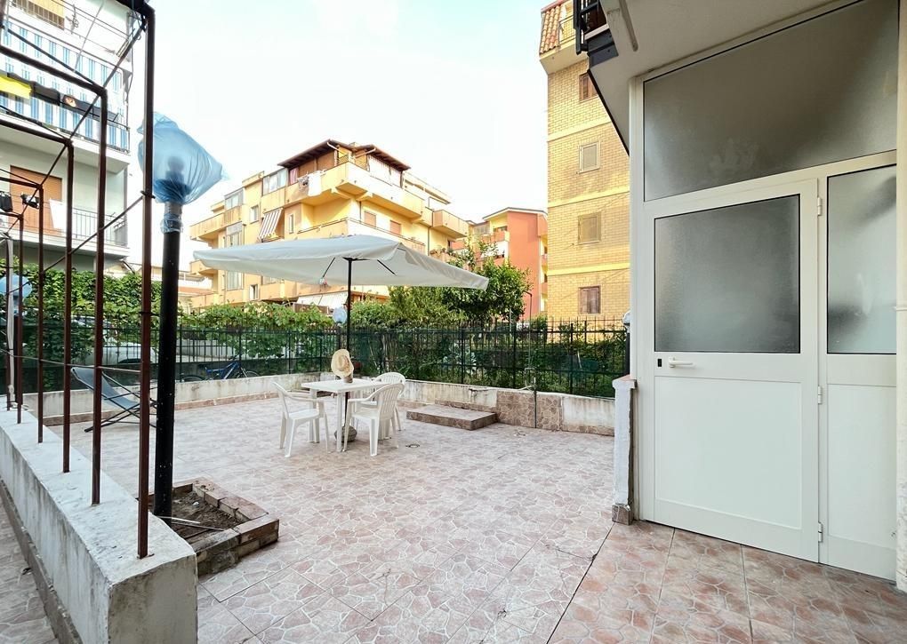 Квартира в Скалее, Италия, 77 м2 фото 4