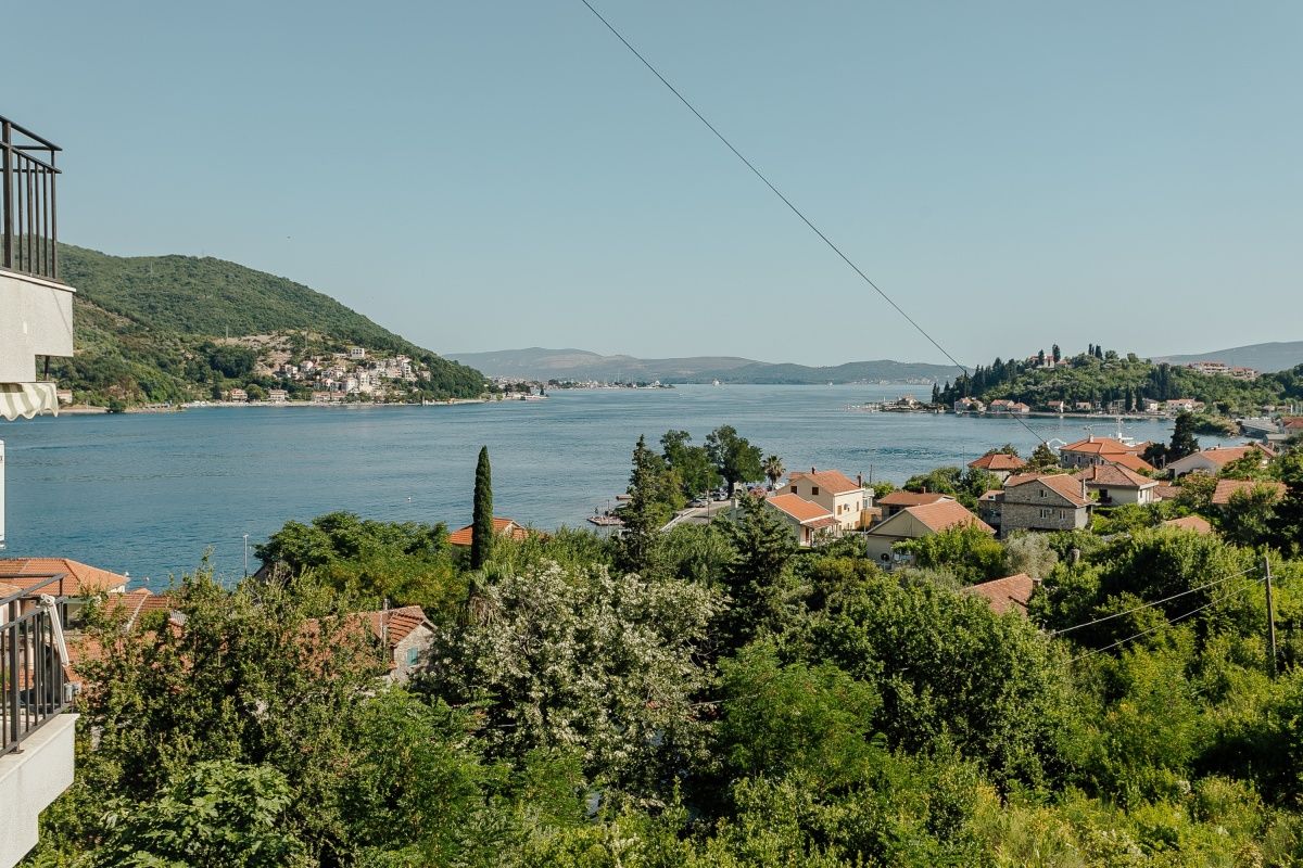 Квартира в Которе, Черногория, 108 м2 фото 2