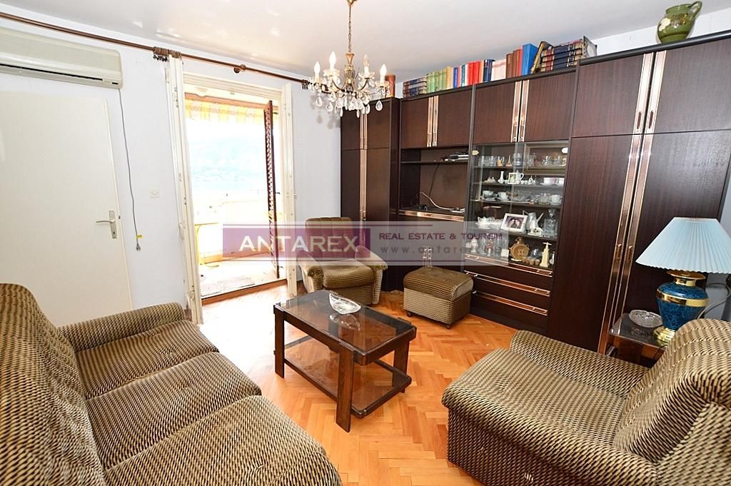 Апартаменты в Херцег-Нови, Черногория, 75 м2 фото 4