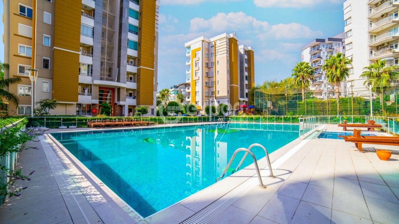 Квартира в Анталии, Турция, 175 м2 фото 2