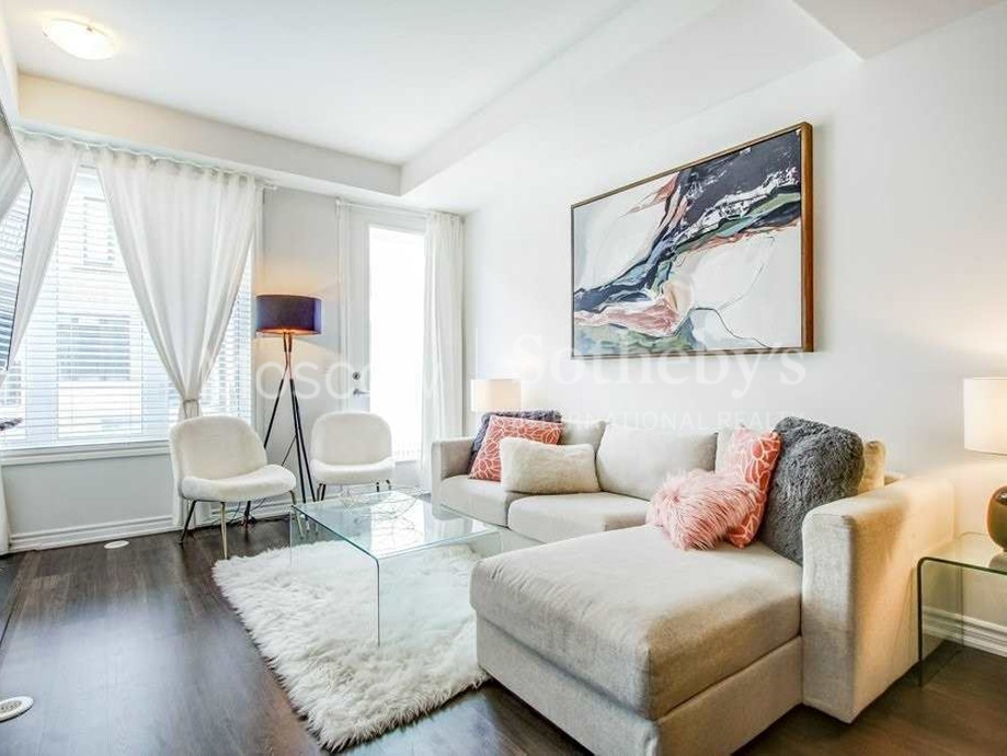 Апартаменты в Торонто, Канада, 111 м2 фото 2