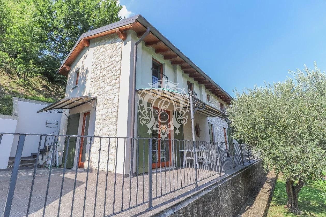 Вилла в Польпенацце-дель-Гарде, Италия, 200 м2 фото 5