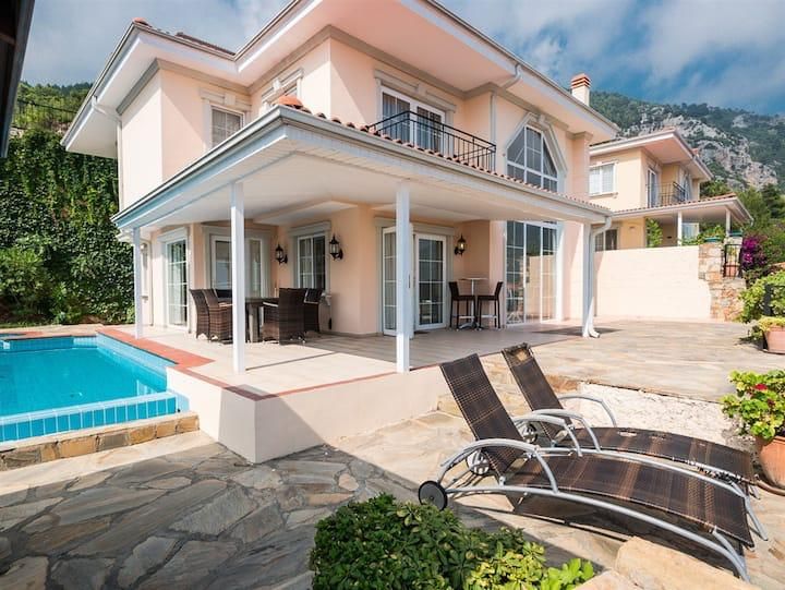 Вилла в Алании, Турция, 280 м2 фото 3