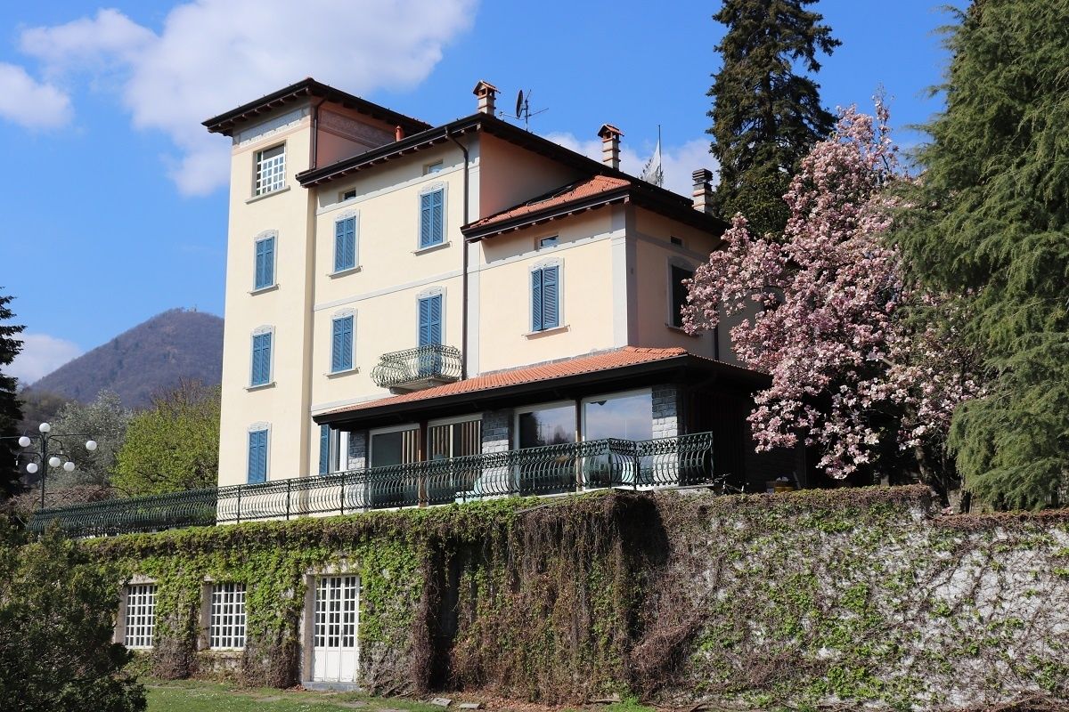 Дом в Комо, Италия, 890 м2 фото 4