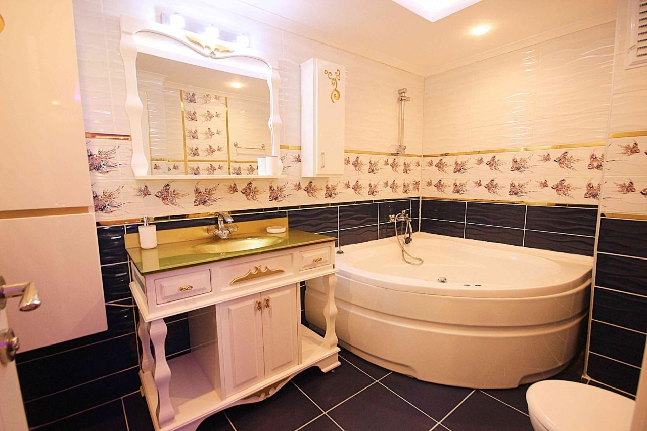Квартира в Алании, Турция, 220 м2 фото 3