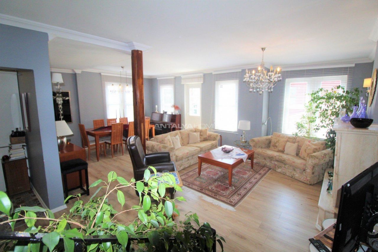 Особняк в Стамбуле, Турция, 320 м2 фото 5