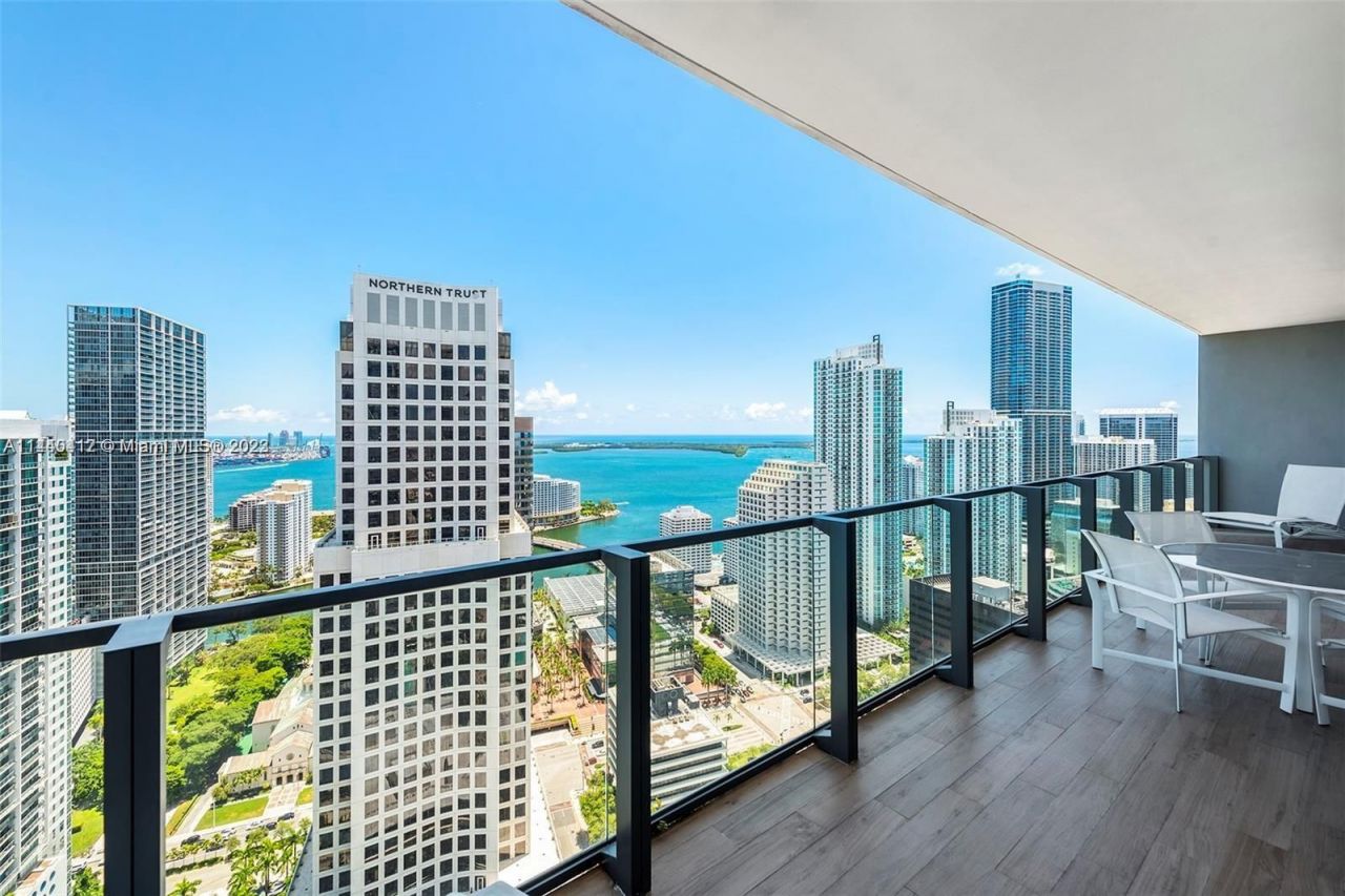 Квартира в Майами, США, 180 м2 фото 2