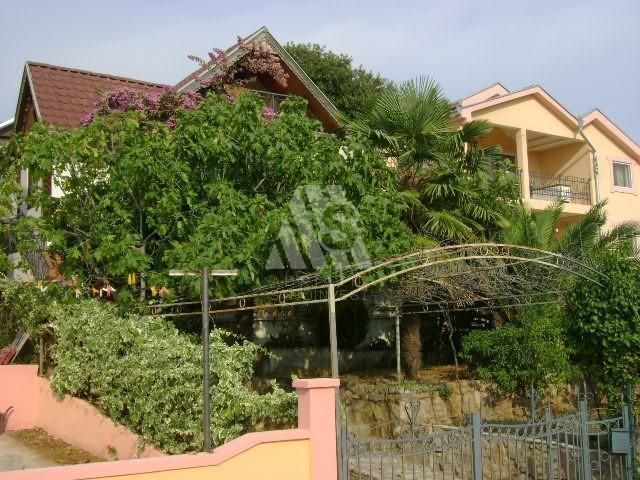 Дом в Добра Воде, Черногория, 98 м2 фото 3