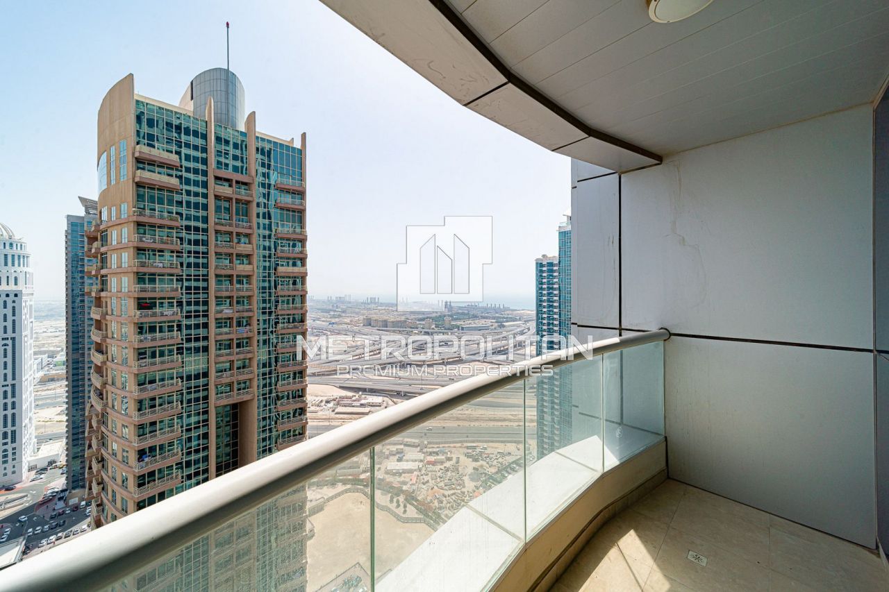 Апартаменты в Дубае, ОАЭ, 67 м2 фото 2