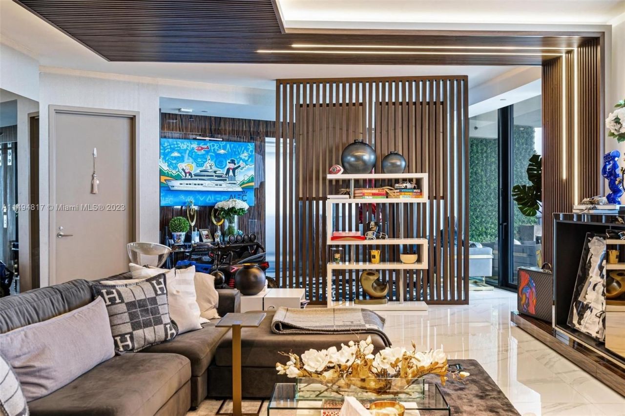 Квартира в Майами, США, 300 м2 фото 2