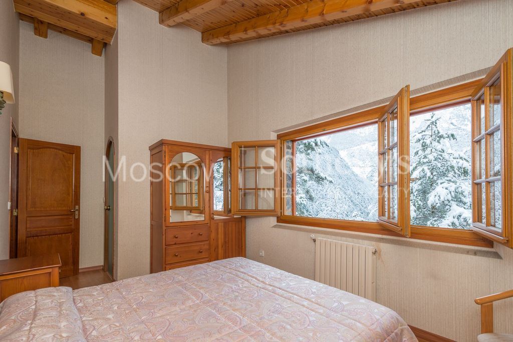 Коттедж в Аринсале, Андорра, 210 м2 фото 5