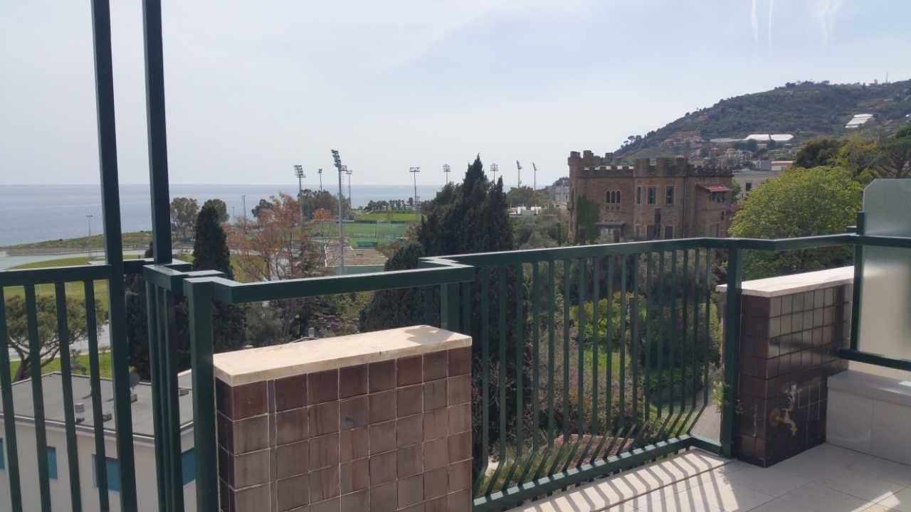 Пентхаус в Сан-Ремо, Италия, 80 м2 фото 2