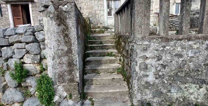 Дом под реконструкцию в Морини, Черногория, 120 м2 фото 5